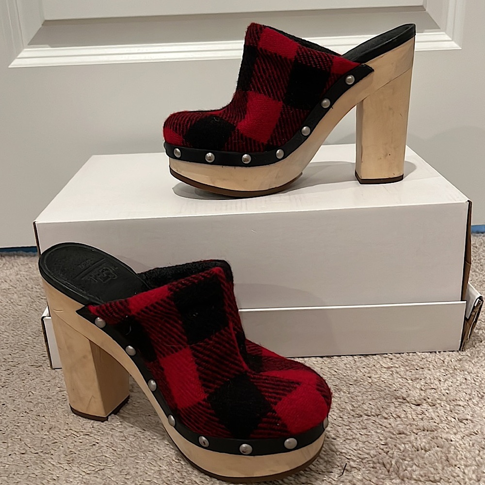 Woolrich Journalist Buffalo Plaid Mule Clogs - Picture 2 of 15